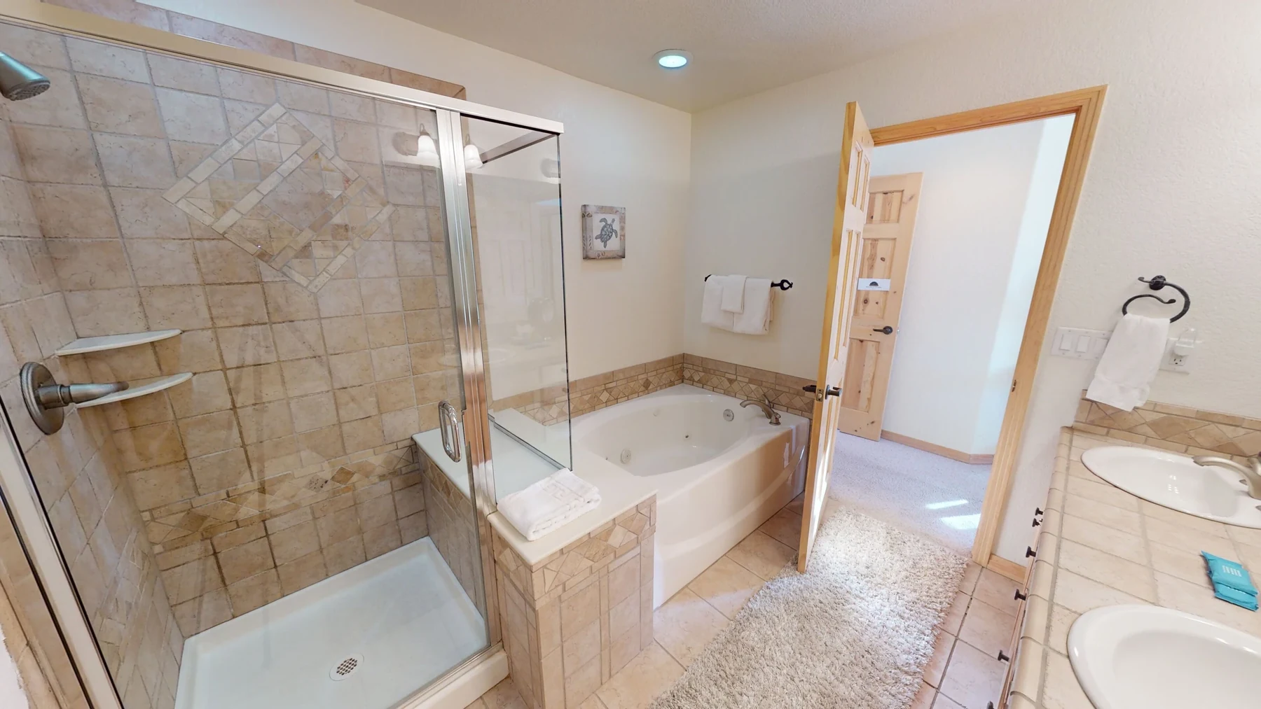 Riverview, primary bathroom, riverfront luxury vacation rental in Silverthorne, Colorado